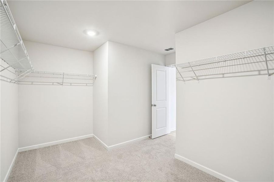 Spacious, unfurnished interior of a new home in Hemingway - Reserve Series, Cumming (Image 43).