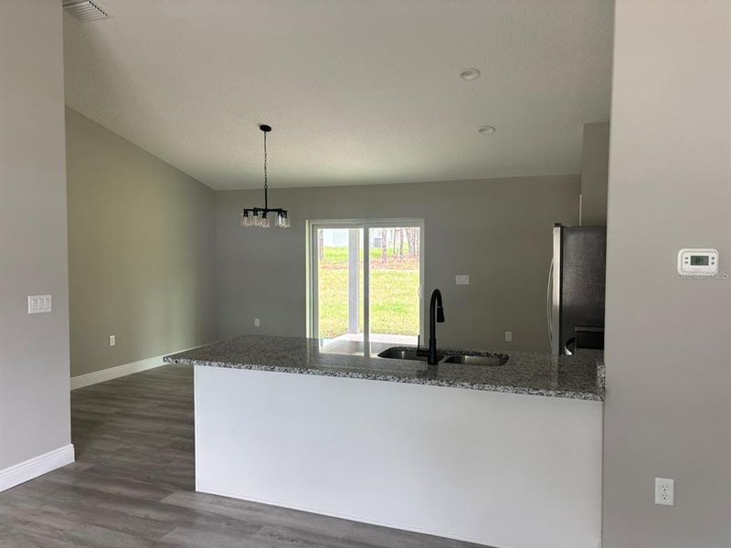 Spacious, unfurnished interior of a new home in , Dunnellon (Image 18).
