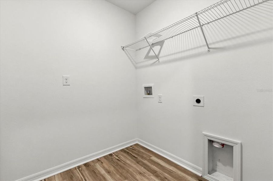 Spacious, unfurnished interior of a new home in Reserve at Forest Lake II, Lake Wales (Image 20). Spacious, unfurnished interior of a new home in Reserve at Forest Lake II, Lake Wales (Image 20).