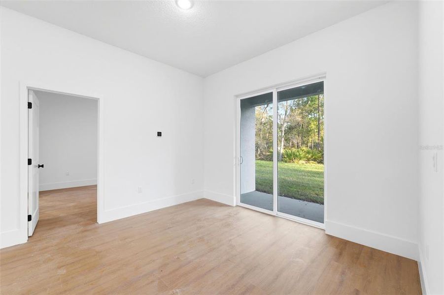 Spacious, unfurnished interior of a new home in , Dunnellon (Image 27). Spacious, unfurnished interior of a new home in , Dunnellon (Image 27).