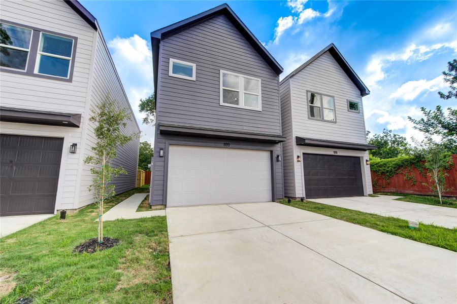Front exterior of a new home in , Houston, TX, highlighting curb appeal (Image 2). Front exterior of a new home in , Houston, TX, highlighting curb appeal (Image 2).