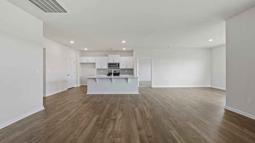 Spacious, unfurnished interior of a new home in Woodglen, Piedmont (Image 23). Spacious, unfurnished interior of a new home in Woodglen, Piedmont (Image 23).