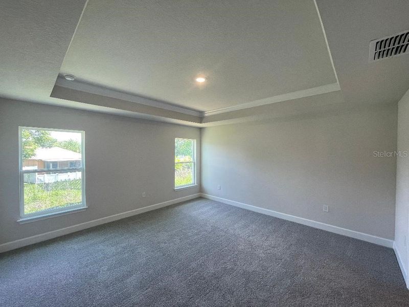 Spacious, unfurnished interior of a new home in Abbey Glen, Dade City (Image 16).