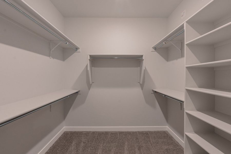 Image 34 of a home in Emerald Estates.