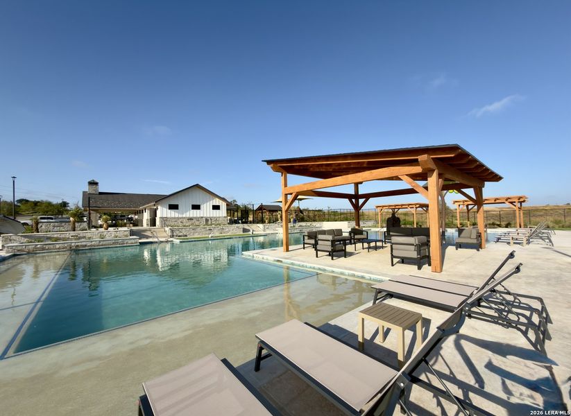 Community amenities in Bollinger, Maxwell (Image 22).