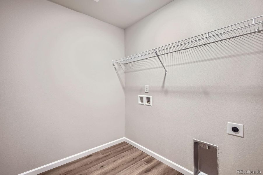 Spacious, unfurnished interior of a new home in Johnstown Village, Johnstown (Image 23).