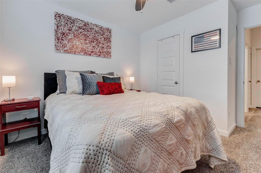 Furnished interior view inside a new home in Tamarron, Fulshear (Image 37). Furnished interior view inside a new home in Tamarron, Fulshear (Image 37).