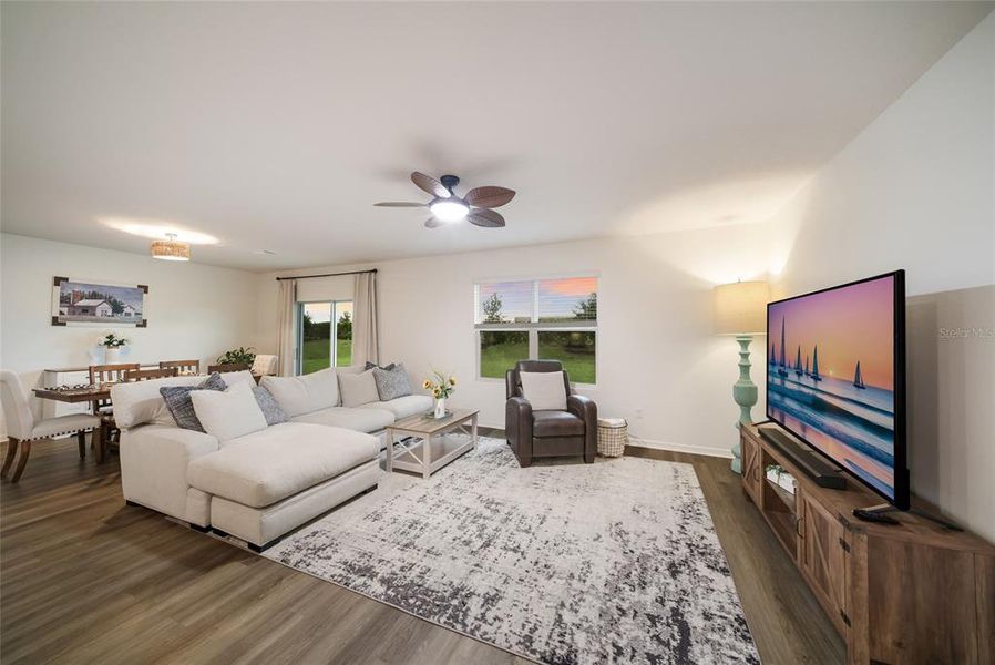 Furnished interior view inside a new home in Star Farms at Lakewood Ranch, Bradenton (Image 11).