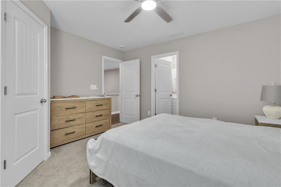Furnished interior view inside a new home in Twin Lakes, Hoschton (Image 30).
