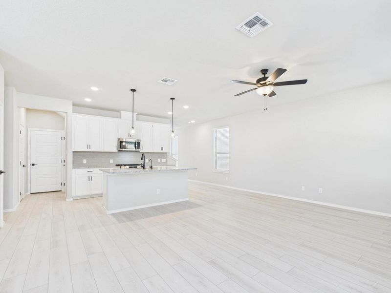 Representative unfurnished interior of a home built from the The Charlotte A by Davidson Homes LLC in Cedar Heights, San Antonio (Image 16).