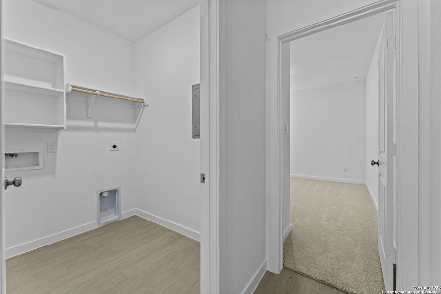 Spacious, unfurnished interior of a new home in , New Braunfels (Image 23).