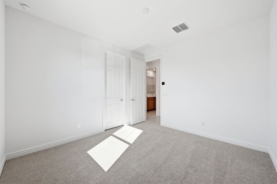 Spacious, unfurnished interior of a new home in Miravida, Surprise (Image 15).