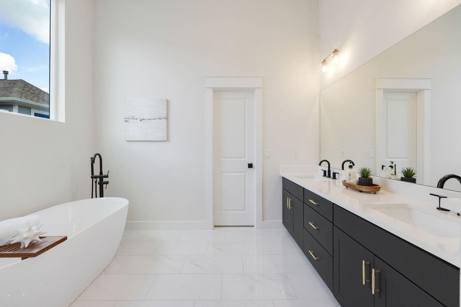 Furnished interior view inside a new home in Montridge, Houston (Image 32).