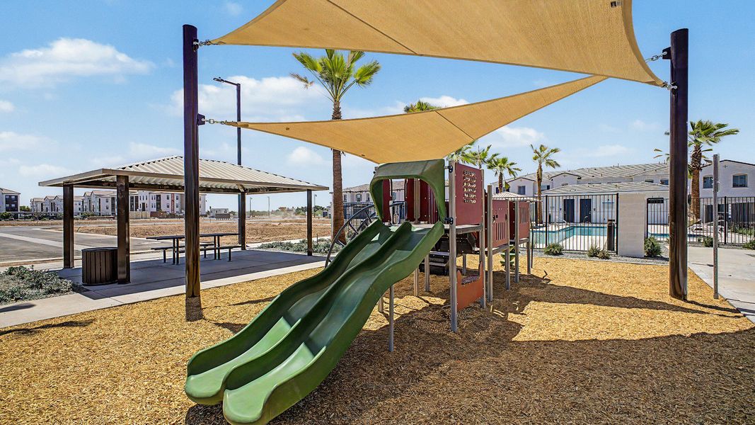 Community amenities in Surprise City Center, Surprise (Image 30).