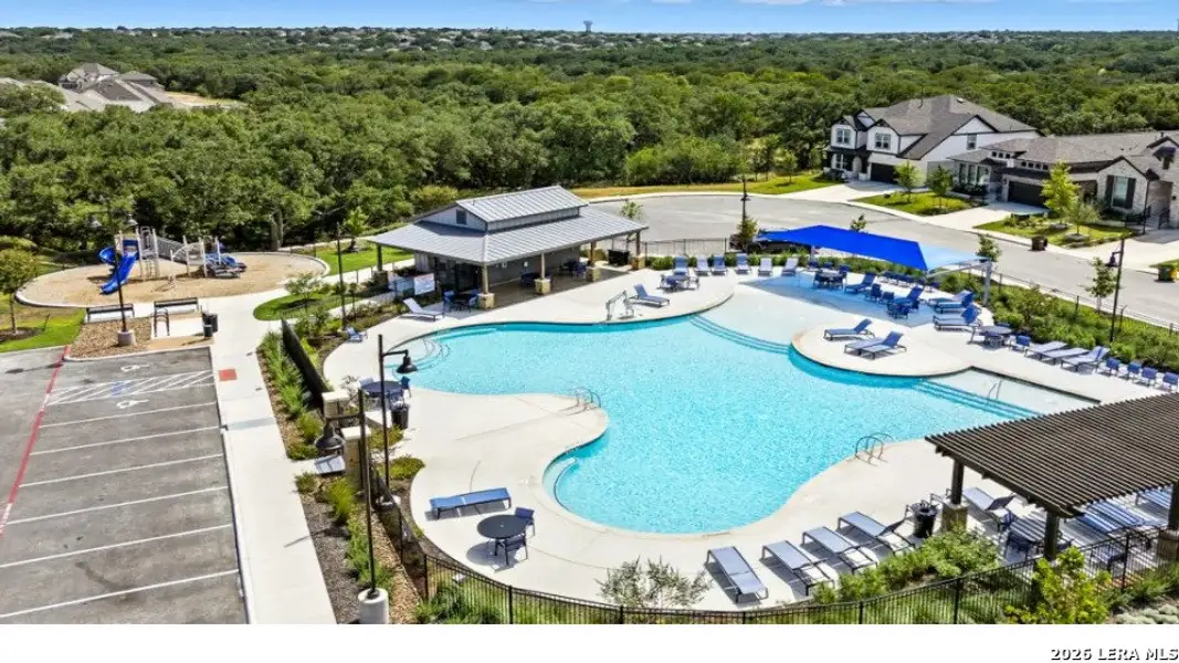 Community amenities in Bison Ridge, San Antonio (Image 19). Community amenities in Bison Ridge, San Antonio (Image 19).