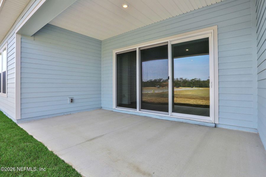 Exterior details and patio area of a home in Veranda Bay, Flagler Beach (Image 24).