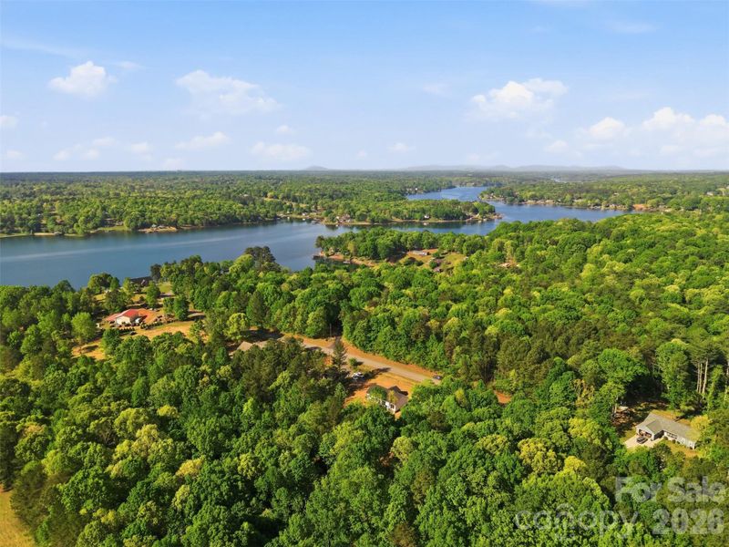 Natural landscape and outdoor views near  in Taylorsville (Image 35).