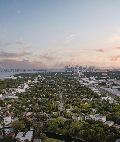 Image 19 of a home in . Image 19 of a home in .