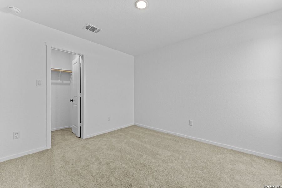 Spacious, unfurnished interior of a new home in Guadalupe Ridge, New Braunfels (Image 25). Spacious, unfurnished interior of a new home in Guadalupe Ridge, New Braunfels (Image 25).