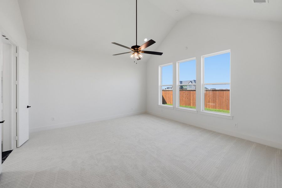Spacious, unfurnished interior of a new home in Park Place - 80' Lots, Prosper (Image 38).