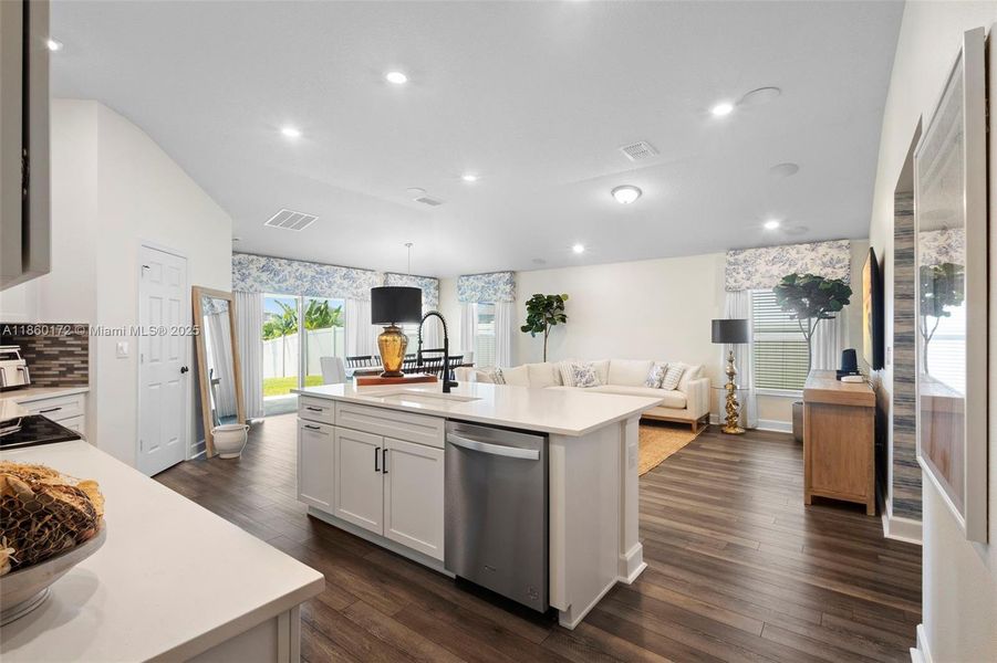 Furnished interior view inside a new home in , Davenport (Image 26).