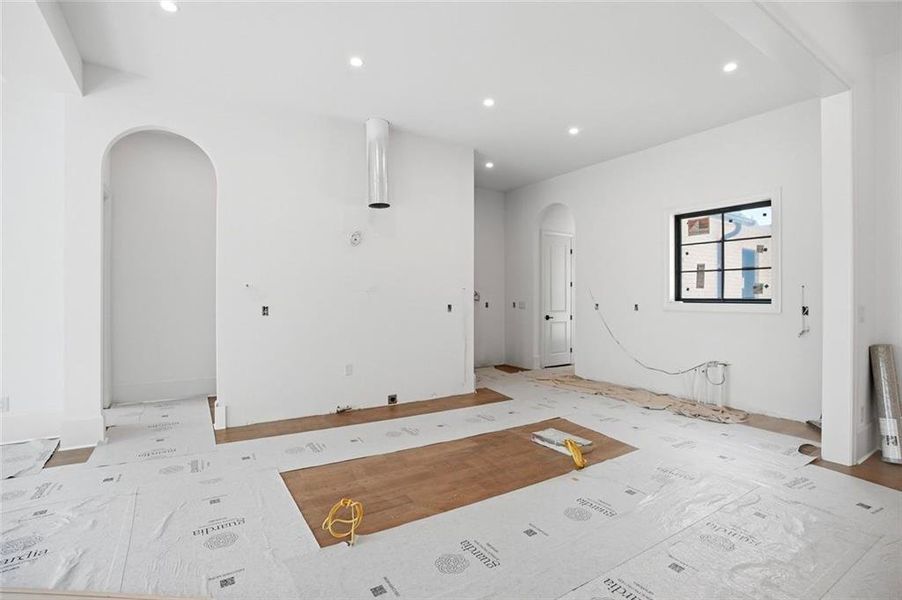 Image 36 of a home in .