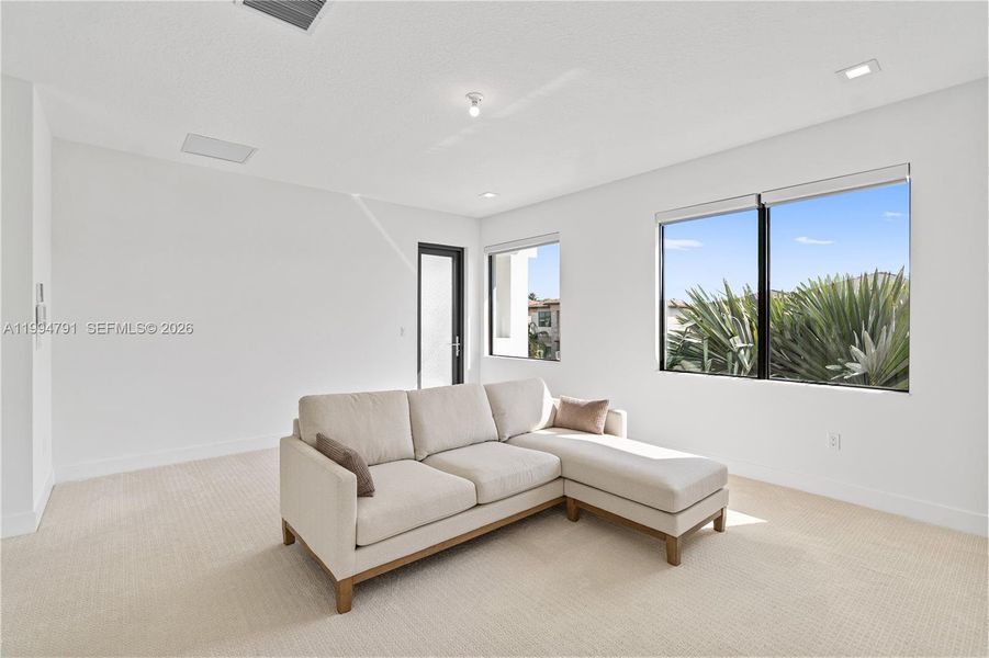 Great loft area for family gathering area