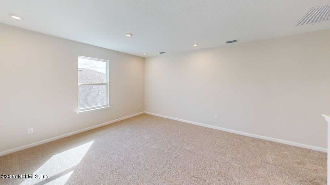 Spacious, unfurnished interior of a new home in Lakes at Bella Lago, Green Cove Springs (Image 11). Spacious, unfurnished interior of a new home in Lakes at Bella Lago, Green Cove Springs (Image 11).