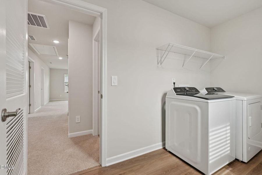 36-web-or-mls-Raleigh - Oak Manor - 744