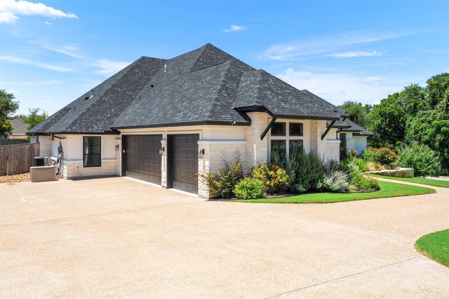 Front exterior of a new home in , Temple, TX, highlighting curb appeal (Image 24). Front exterior of a new home in , Temple, TX, highlighting curb appeal (Image 24).