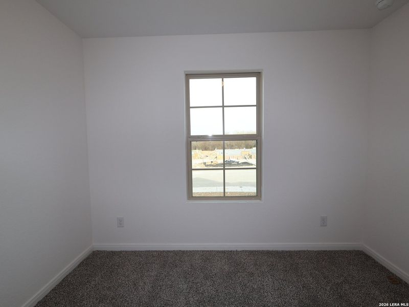 Spacious, unfurnished interior of a new home in Agave, San Antonio (Image 15).