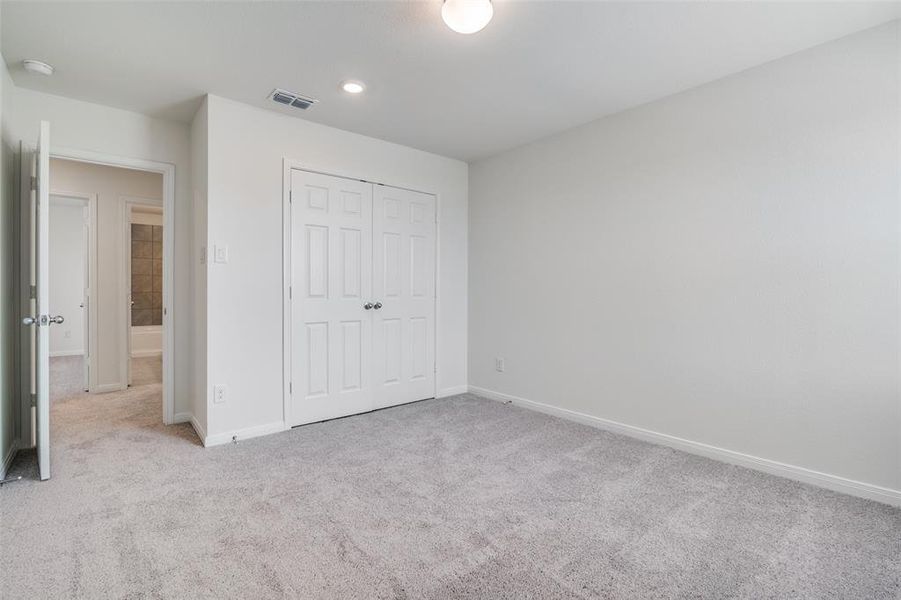 Spacious, unfurnished interior of a new home in Heartland Signature, Crandall (Image 12). Spacious, unfurnished interior of a new home in Heartland Signature, Crandall (Image 12).
