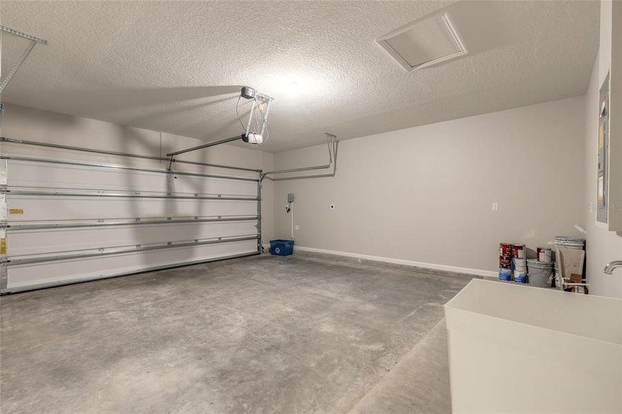 Spacious, unfurnished interior of a new home in , Flagler Beach (Image 33).