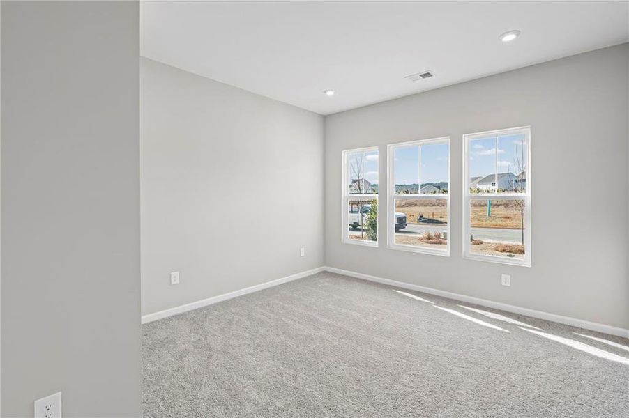 Spacious, unfurnished interior of a new home in Twin Lakes, Hoschton (Image 15).