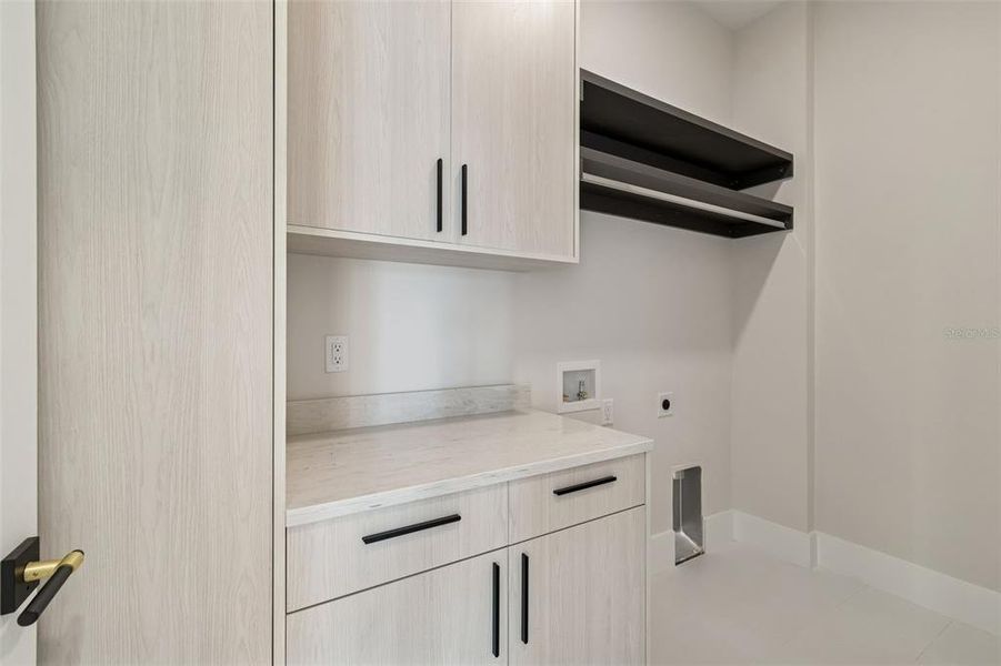 Furnished interior view inside a new home in , Tampa (Image 30).