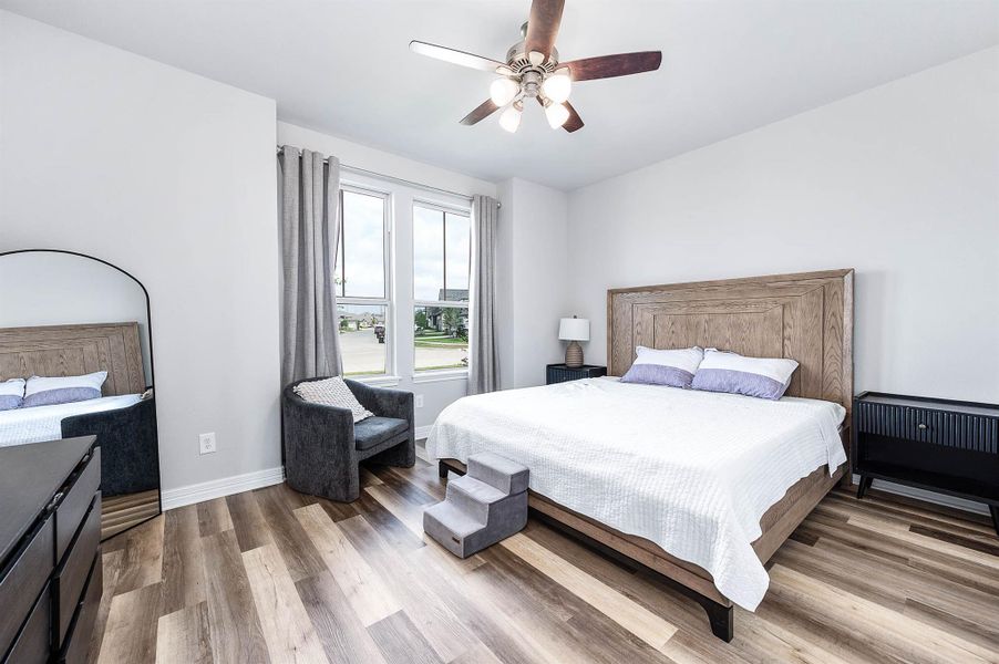 Furnished interior view inside a new home in Sunterra 60ft, Katy (Image 25). Furnished interior view inside a new home in Sunterra 60ft, Katy (Image 25).