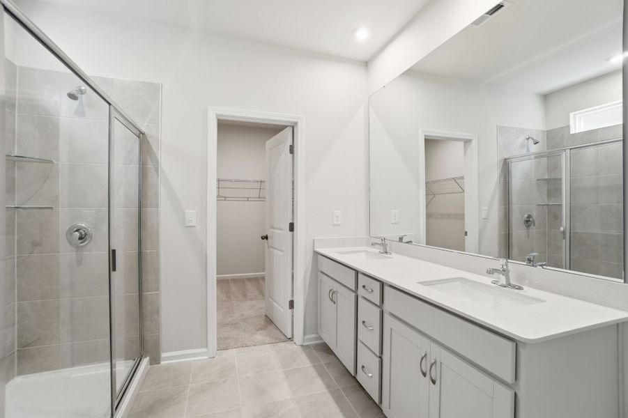 Furnished interior view inside a new home in Waxhaw Landing, Monroe (Image 8).
