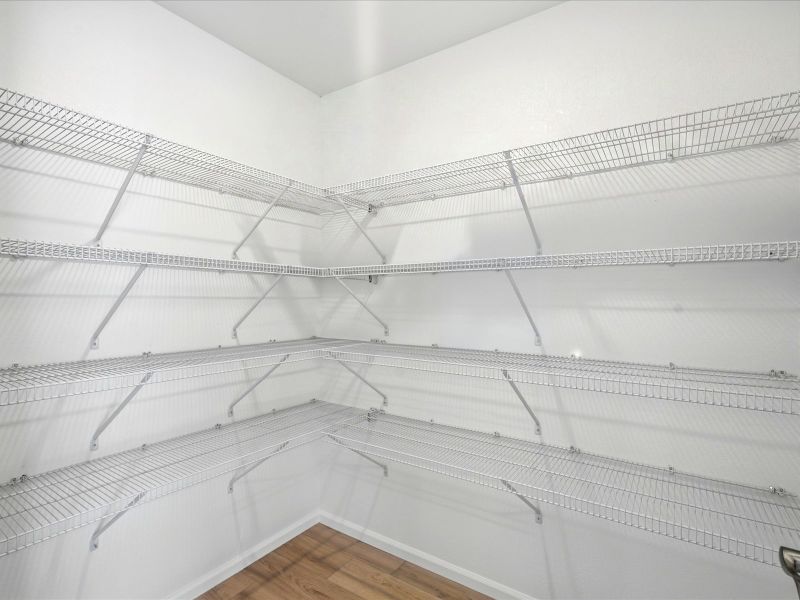 Spacious, unfurnished interior of a new home in Three Hills, Morrison (Image 14).