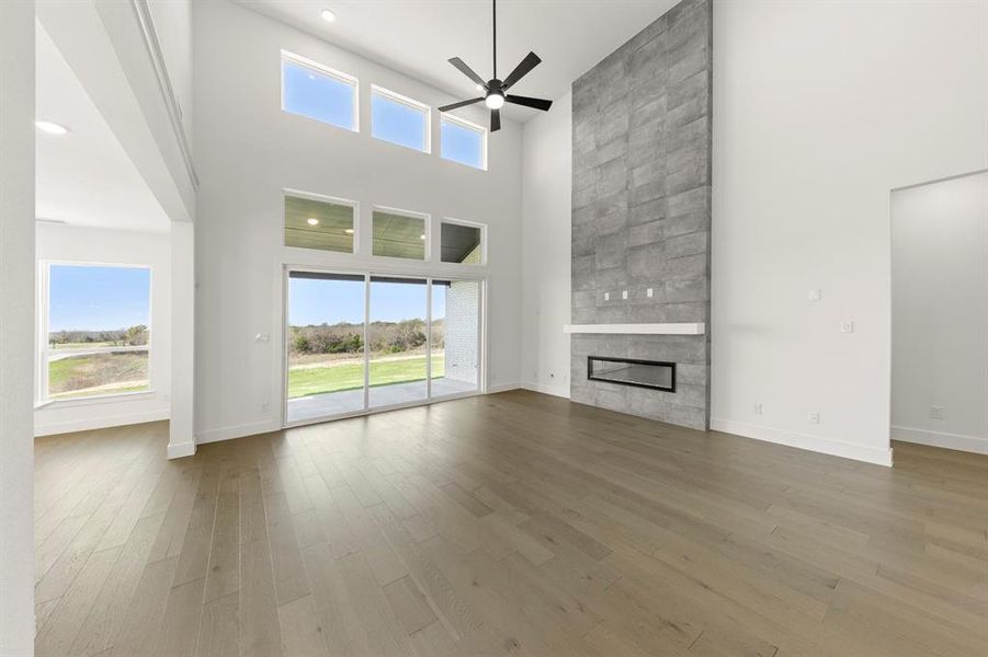 08. 9816 Aiken - Family