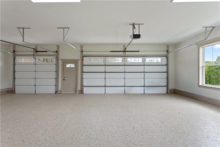Spacious, unfurnished interior of a new home in , Dacula (Image 59).