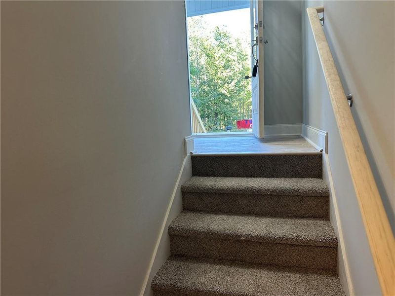Spacious, unfurnished interior of a new home in , Gainesville (Image 11).