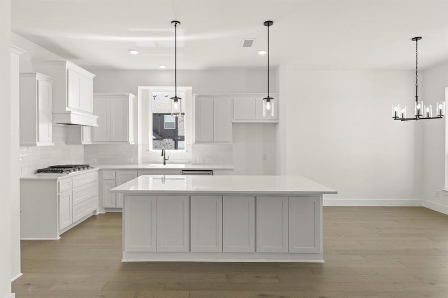 10. 9816 Aiken - Kitchen