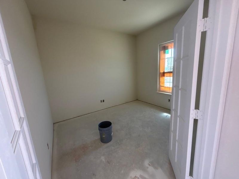 Image 14 of a home in Waterford Park. Image 14 of a home in Waterford Park.