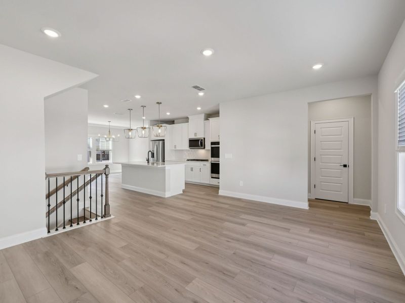 Spacious, unfurnished interior of a new home in Hemingway - Highland Series, Cumming (Image 16).