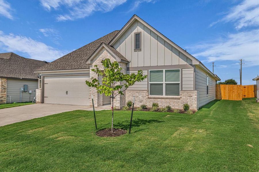 Front exterior of a new home in , Lorena, TX, highlighting curb appeal (Image 20).