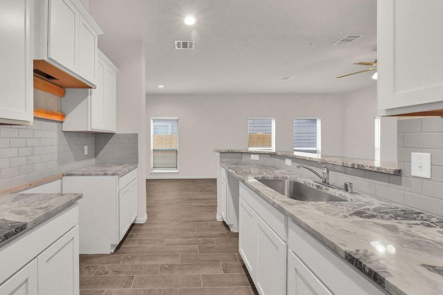 Image 9 of a home in Woodland Lakes. Image 9 of a home in Woodland Lakes.