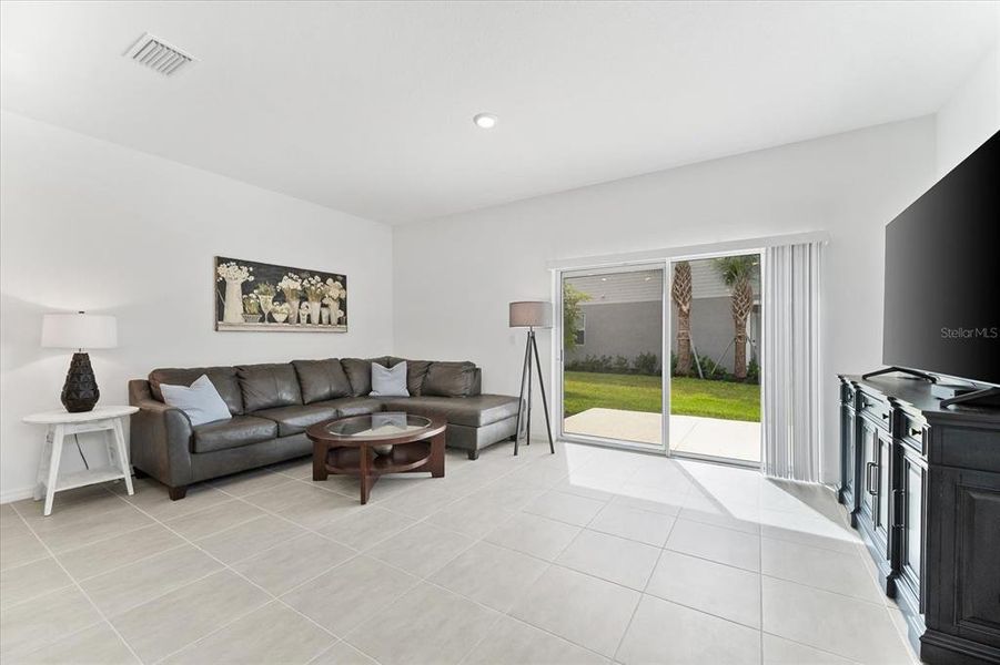 Furnished interior view inside a new home in , Sarasota (Image 33).