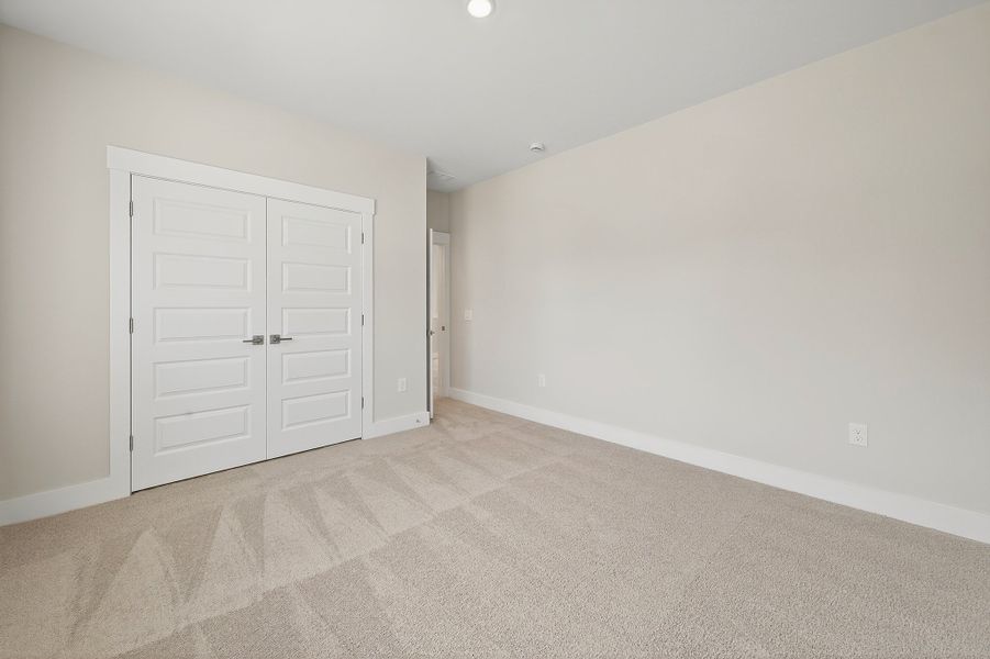 Representative unfurnished interior of a home built from the Church Hill by Hunter Quinn Homes in Huckleberry Estates, Conway (Image 31).
