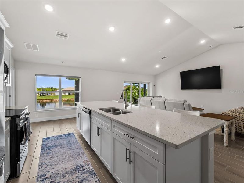 Furnished interior view inside a new home in Port Charlotte, Port Charlotte (Image 68).