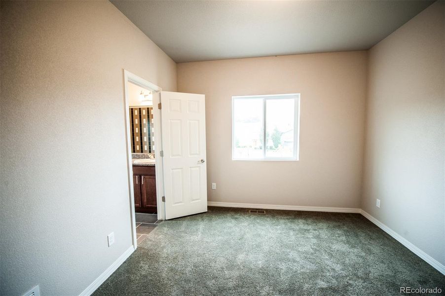 Spacious, unfurnished interior of a new home in , Colorado Springs (Image 15).